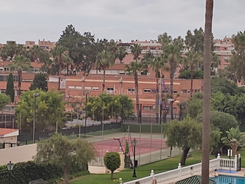 Foto 684b6674-c543-4a0d-a46b-b4221f8d290d. Pis amb aparcament piscina a Puerta Blanca Málaga