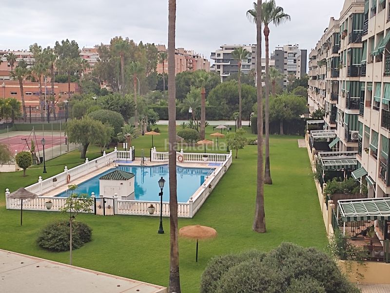 Foto ab91daa6-89ff-4332-baab-8ab55fc97e8a. Pis amb aparcament piscina a Puerta Blanca Málaga