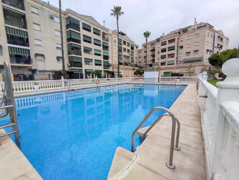 Foto c156f52f-9e3e-4e6b-8f37-a76e46723379. Pis amb aparcament piscina a Puerta Blanca Málaga