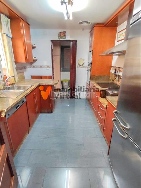 Foto 576c051d-3b69-444c-a3eb-70be00497c04. Appartamento con riscaldamento in Centro Lucena