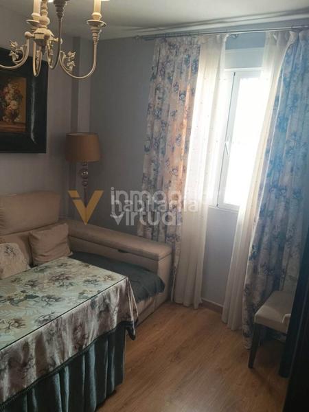 Foto bf71b46c-00a6-4b0b-96f6-f5b5001f6096. Dúplex venta, piso dúplex zona santiago en Las Tinajerías - Juderías Lucena