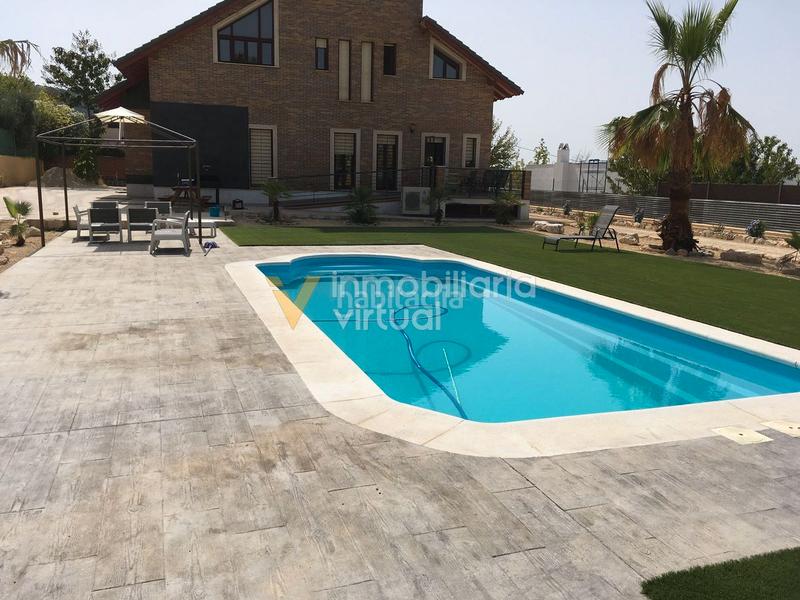 Foto a5869bae-e291-42bc-bd1e-41b2164596bf. Chalet con parcheggio piscina in Las Vegas - Campoaras Lucena