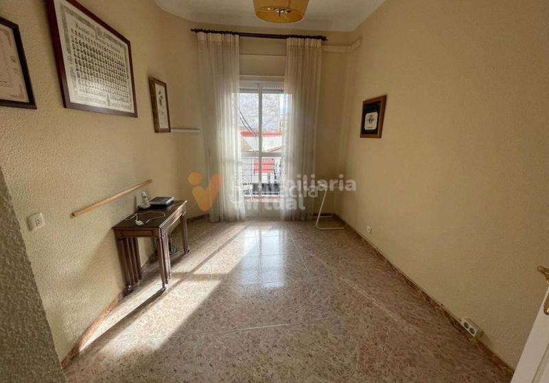 Foto 0a3ac098-f119-4f9b-812f-7ab8e261eb78. Appartamento in Centro Lucena