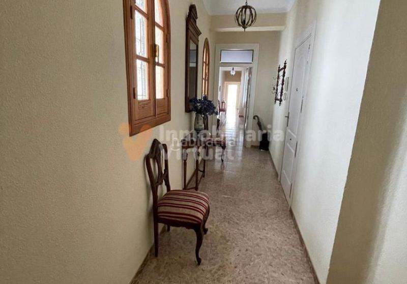 Foto 28ec1d09-bddb-4fd0-b50d-3686fc64fe2a. Appartamento in Centro Lucena