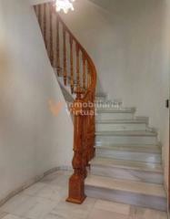 Pis a Calle martín alonso 8. Venta estupendo piso en zona calle martin alonso, lucena - 140.0