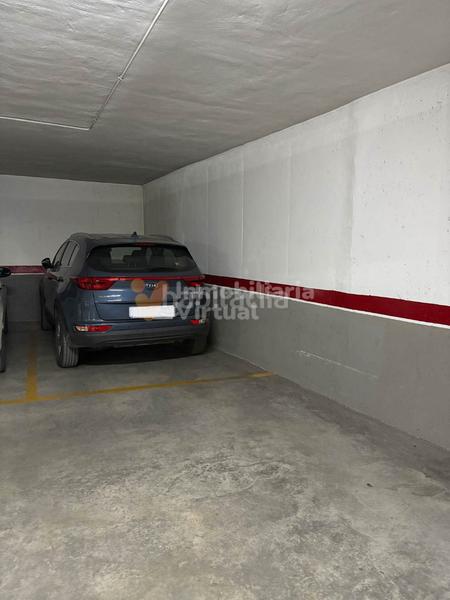 Foto 7b6979fe-a479-4ca1-93b9-5ba5899c62c1. Parking voiture dans Centro Lucena
