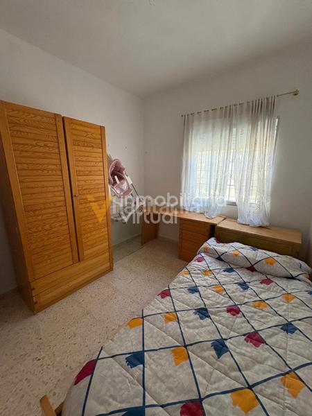 Foto 2648df0d-bcfa-48d3-9b6b-3c6870ddf525. Casa amb piscina a Poleares Lucena