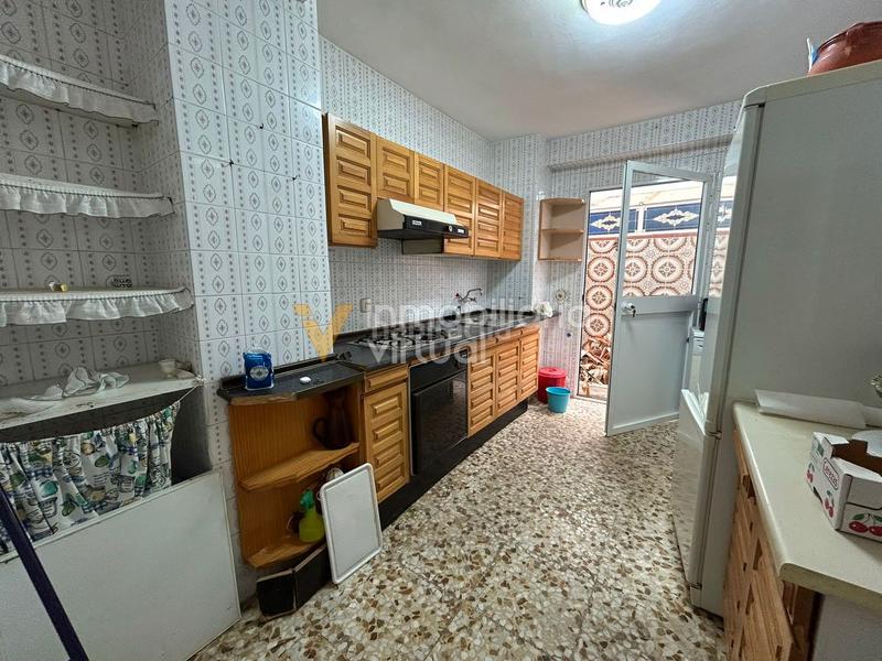 Foto 736418e7-e6b9-456f-adc0-92221eb5c1a4. Appartamento in Centro Lucena