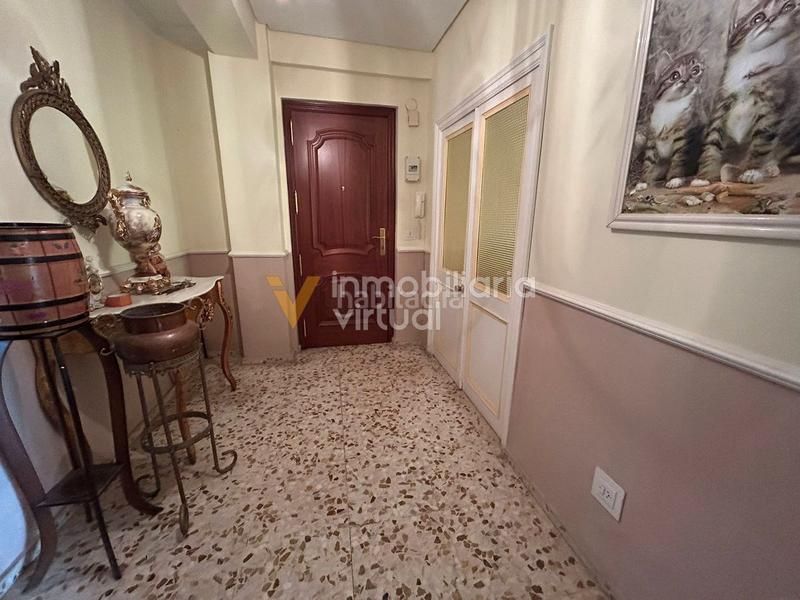 Foto dee08aa5-56fb-4d2a-a2fa-9e5c3b552b15. Appartamento in Centro Lucena