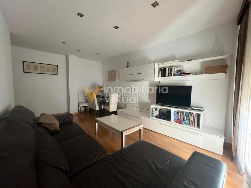 Foto 14108409-12c0-4827-a1cb-135c3ae8ebdb. Flat in calle juan blázquez 43 in San Francisco Lucena