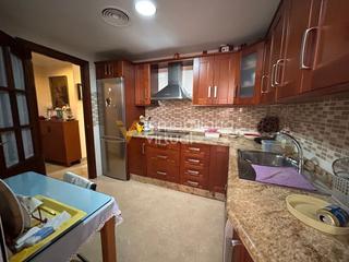 Pis  Calle general chavarre 5. Venta piso calle general chavarre