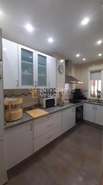 Foto 2fae1357-c77e-402b-aeaf-6fc6751dc6bb. Dúplex en plaza de españa 6 venta dúplex zona del coso en Lucena