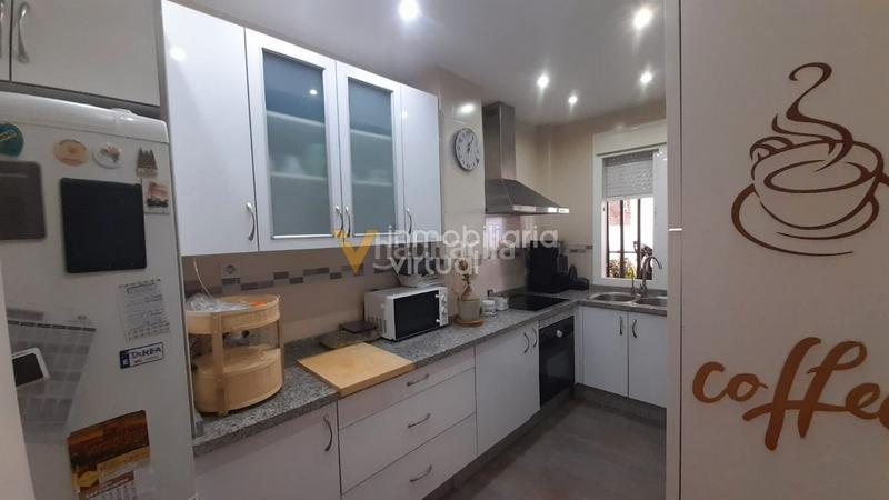 Foto d3ee79c8-847c-4550-abb7-9a1b458bcddd. Dúplex en plaza de españa 6 venta dúplex zona del coso en Lucena