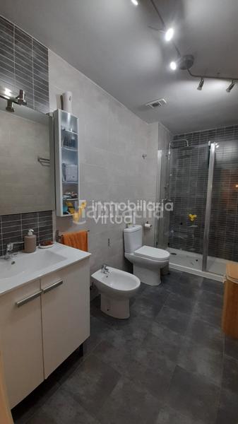 Foto e1c8cb13-438d-4ce5-bebd-767faca364b1. Dúplex en plaza de españa 6 venta dúplex zona del coso en Lucena