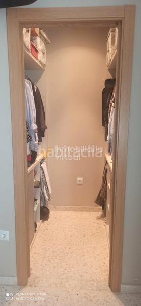 Foto adee239e-3c86-4504-b33d-82b4b2297e7f. Appartamento in avenida de joan margarit 62 in El Valle Lucena