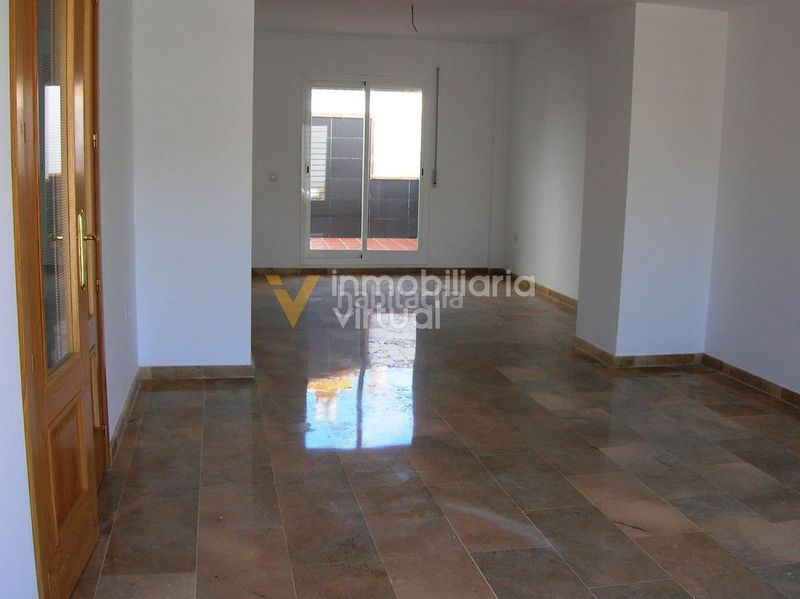 Foto b1518477-86c3-4163-8731-f762723c8e8b. Casa a calle almería 11 a El Valle Lucena