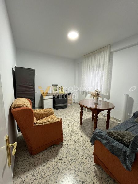 Foto 0e422110-d1e5-4fda-a471-49ee16254a92. Pis a plaza de españa 5 a Centro Lucena