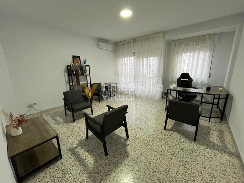 Foto 43fdd78a-fed0-48f6-bc30-fbaf83fec6e7. Pis a plaza de españa 5 a Centro Lucena