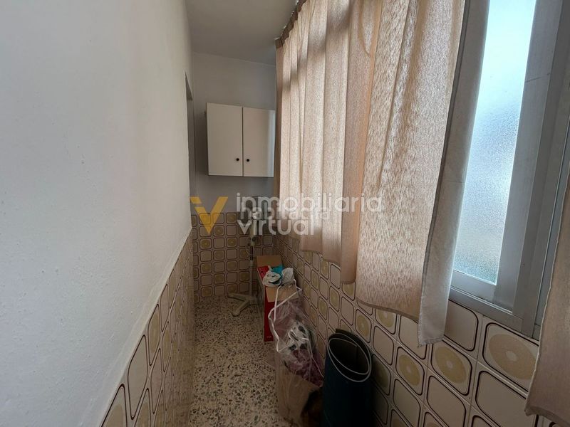 Foto 521e266f-10a2-46ed-b7a0-8172508289be. Pis amb aparcament a Centro Lucena