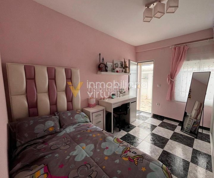 Foto ec3ef747-f740-49ad-8455-e4d53ec76461. Pis a Centro Lucena
