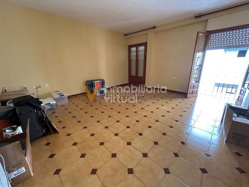 Foto 4cd983f8-0274-46d4-b0ab-e29cb8647fd7. Pis a calle san pedro 23 a Centro Lucena