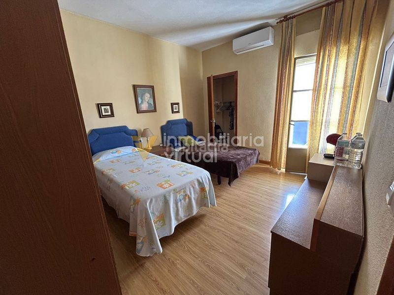 Foto 5dbf56ed-1e60-42f4-9181-5d5f5335675d. Pis a calle san pedro 23 a Centro Lucena