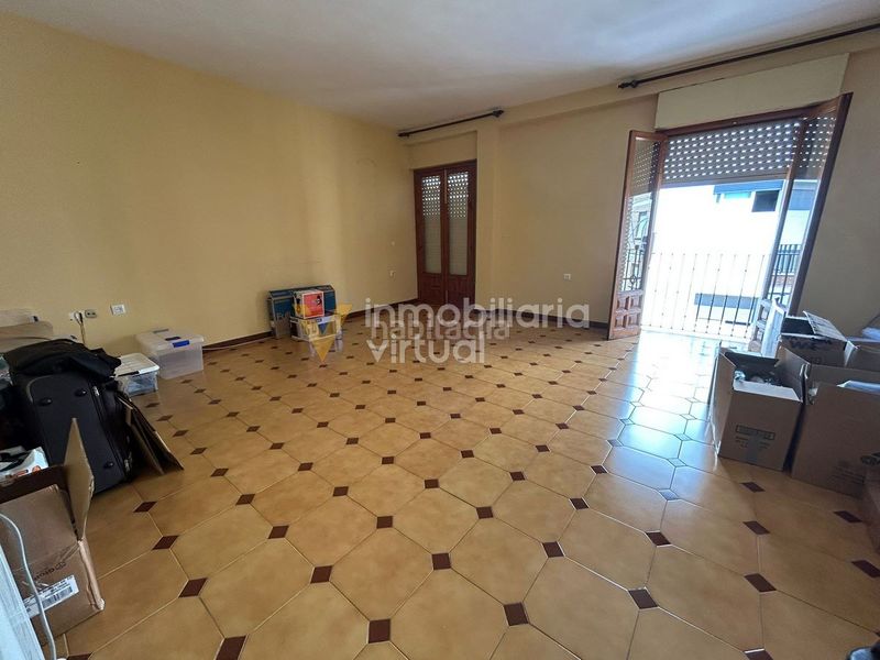 Foto c393a538-e06d-4e1e-87bd-2990778ae70e. Pis a calle san pedro 23 a Centro Lucena