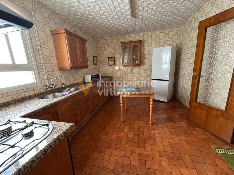 Foto db918e6a-904b-4324-b0fe-ef5942f28023. Pis a calle san pedro 23 a Centro Lucena