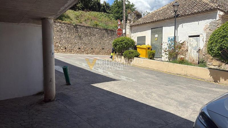 Foto c346e5f5-e83d-4a87-be76-0b01a34b972c. Aparcament cotxe a calle junquillo 29 a Cabra