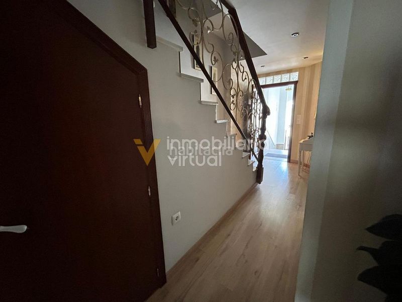 Foto e8fd4b0e-2624-4ce9-a494-47b5c1291d0b. Casa a avenida del parque 36 a Centro Lucena