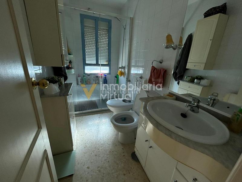 Foto 29db77b4-7307-4dbe-8668-f16047afcc11. Pis a Cabra