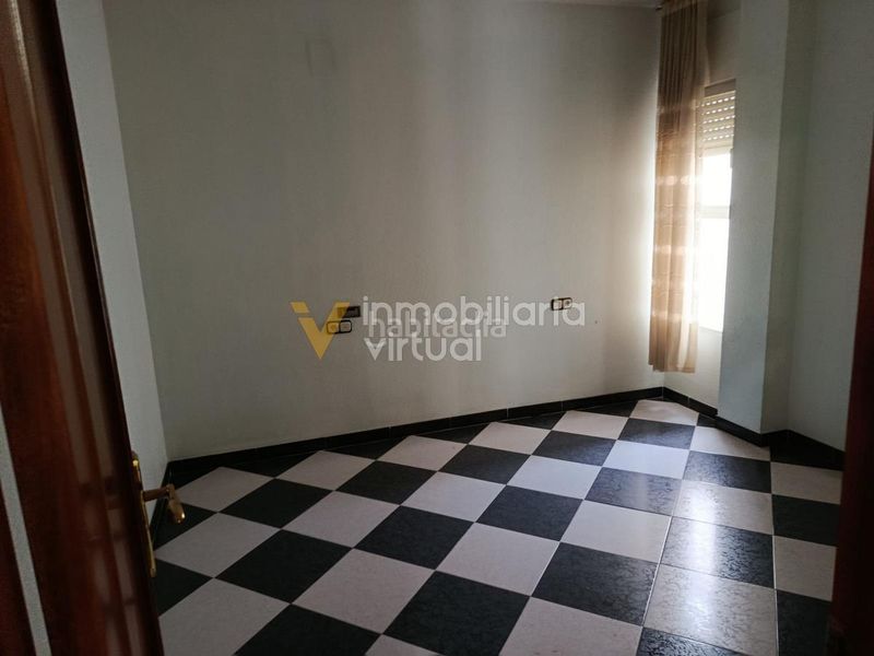 Foto dab886e3-e5b8-4ecc-8787-0876d9fa7fe9. Pis a calle ancha 69 a Las Tinajerías - Juderías Lucena