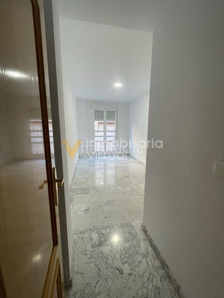 Foto 534a2eae-6d2d-4f8a-a749-8b1f402d3ed5. Pis a Centro Lucena