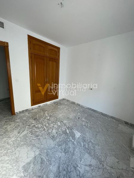 Foto 784b7b6c-d80f-45cb-b486-fd505c319315. Pis a Centro Lucena