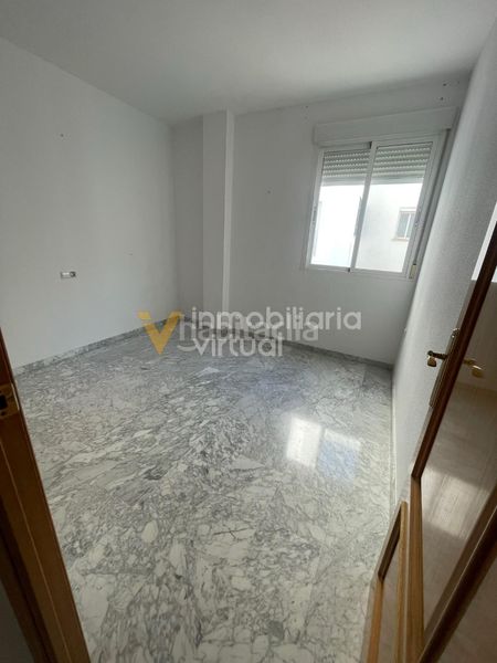 Foto e7f4b6b6-68a2-4d5d-a203-730d18b1ff03. Pis a Centro Lucena