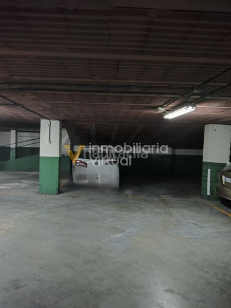 Foto e9c0a46a-f009-47de-b01b-35819fbc8b4c. Aparcament cotxe a Las Tinajerías - Juderías Lucena