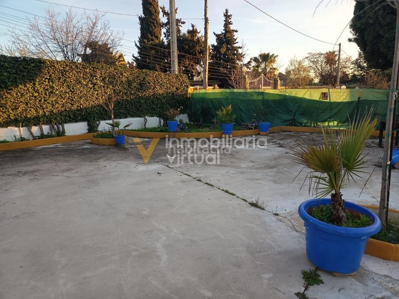 Foto 2fcc3305-d2ee-4d2f-a9c5-efffad771250. Xalet amb piscina a Las Vegas - Campoaras Lucena