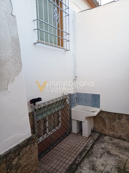 Foto 3c35e535-1f2a-4d26-9d83-9381265229d4. Xalet amb piscina a Las Vegas - Campoaras Lucena