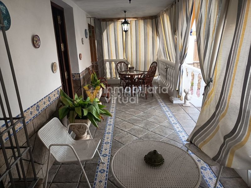 Foto 5a399d7b-e415-49e1-a001-4099d02d7c30. Xalet amb piscina a Las Vegas - Campoaras Lucena