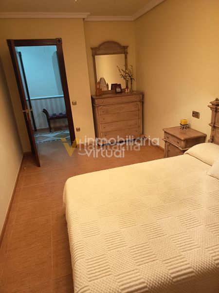 Foto 5a692cb9-6345-4eb6-a92c-238da501c458. Xalet amb piscina a Las Vegas - Campoaras Lucena