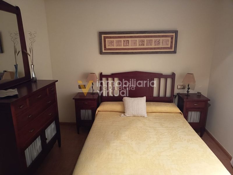 Foto b0d00a9a-e4d9-4c69-8f2a-8a255de567a6. Xalet amb piscina a Las Vegas - Campoaras Lucena