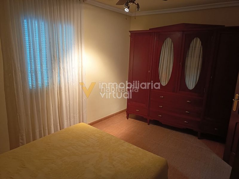 Foto f795e348-8c1e-40b4-b7ee-7fb4dee0169b. Xalet amb piscina a Las Vegas - Campoaras Lucena
