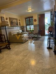 Maison à Calle pedro gómez 42. Casa señorial en rute a muy buen precio