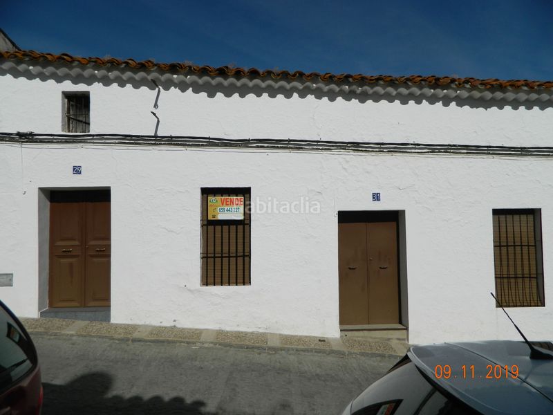 Foto 1a561d50-af76-4aaa-9519-e64ea2883520. Semi detached house in Cabeza la Vaca