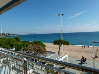 Dplex en Centre-Platja. Duplex con vistas frontales al mar