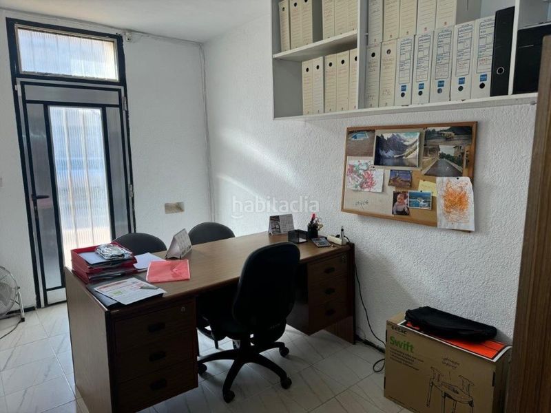 Foto 27f39232-34b1-4100-bfd8-f0ab6fad5435. Edificio in Llagostera