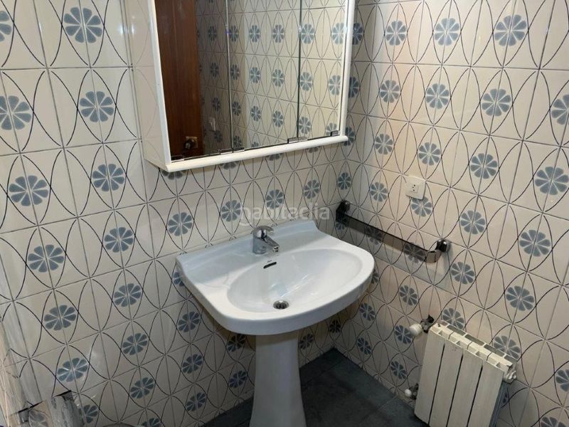 Foto 447ce678-2b70-43df-958b-34383e0c57f3. Edificio in Llagostera