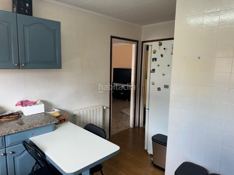 Foto 4cbe2574-f6fd-43ce-a6af-b10cfe80229c. Edificio in Llagostera