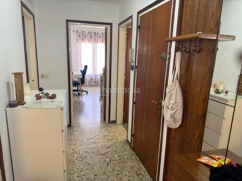 Foto 9e05ca15-d3d6-4925-a545-61ae64099fc0. Edifici a Llagostera