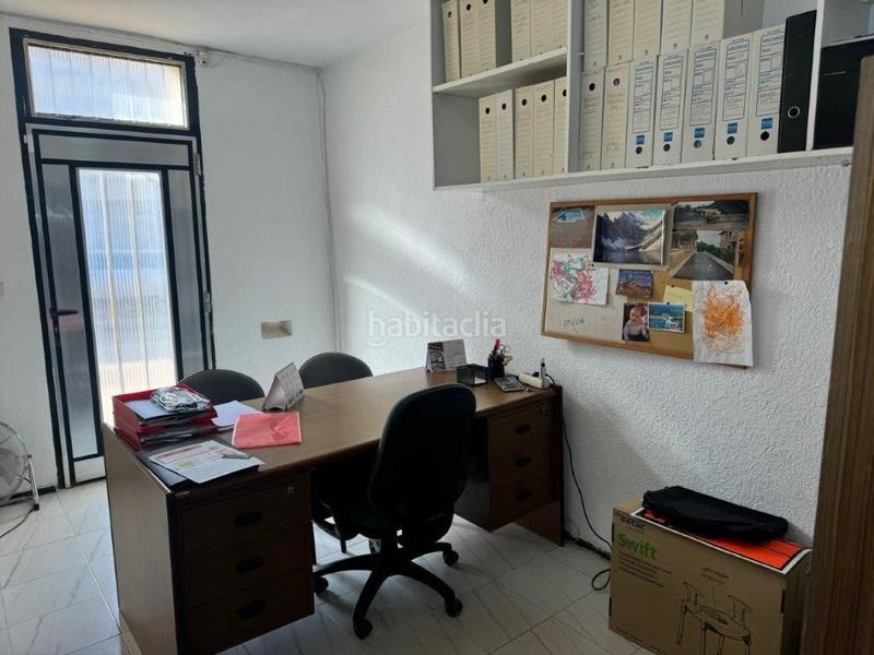 Foto edbef9ee-bf1c-4bde-af5b-8405e198804e. Edifici a Llagostera